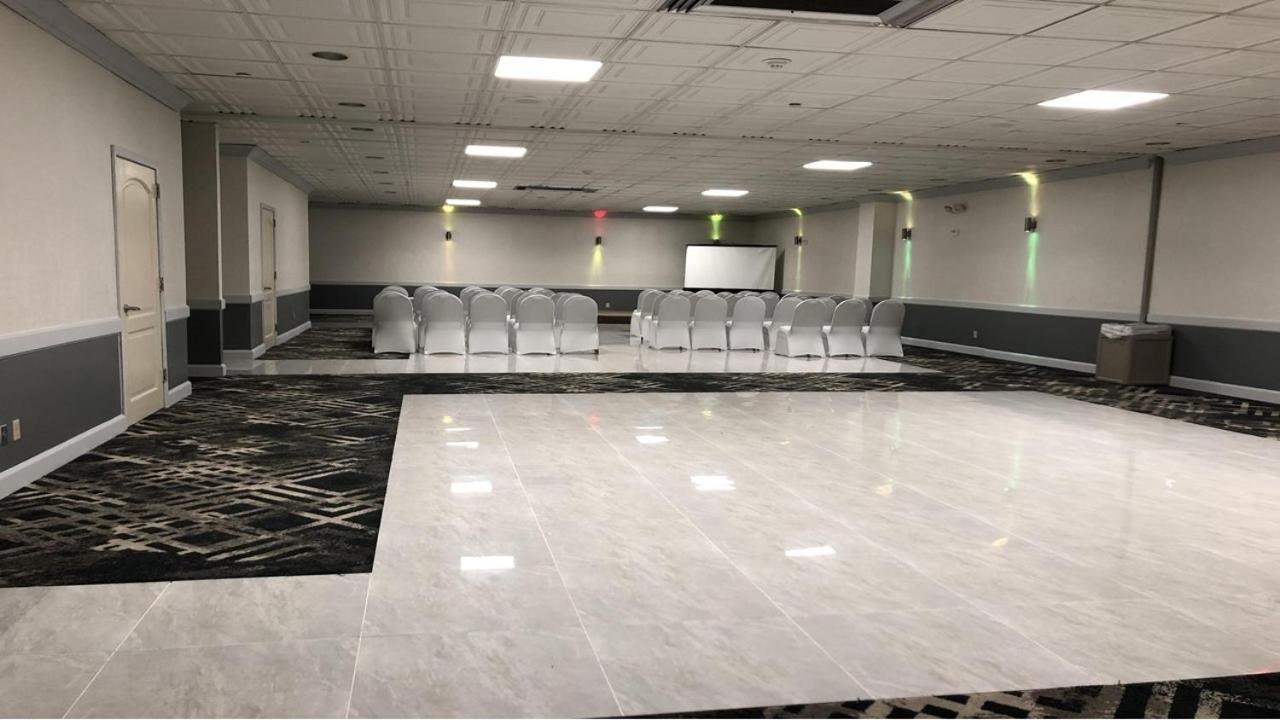 Holiday Inn Hazlet By Ihg Exteriör bild