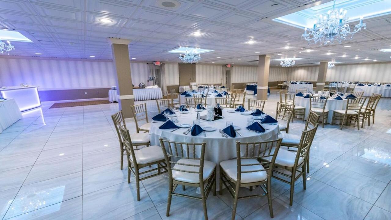 Holiday Inn Hazlet By Ihg Exteriör bild