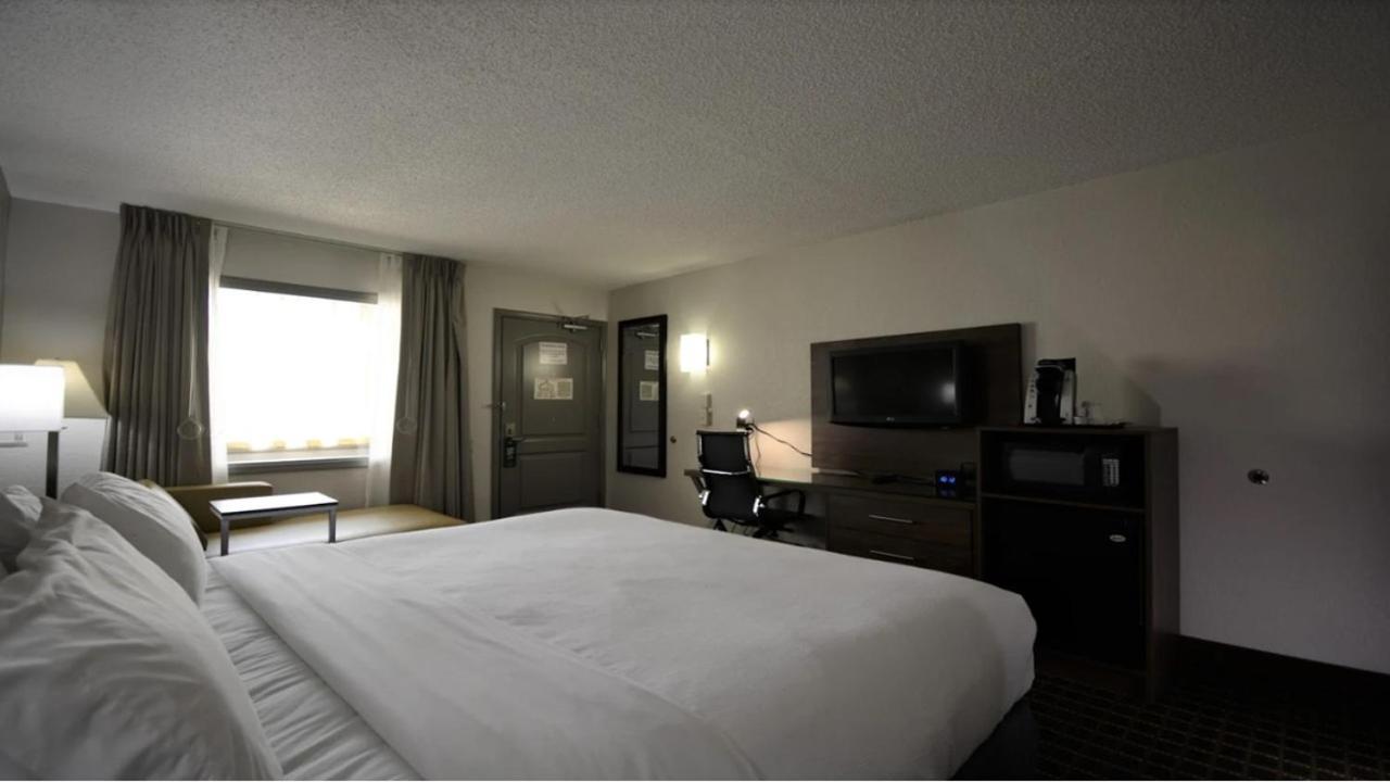 Holiday Inn Hazlet By Ihg Exteriör bild