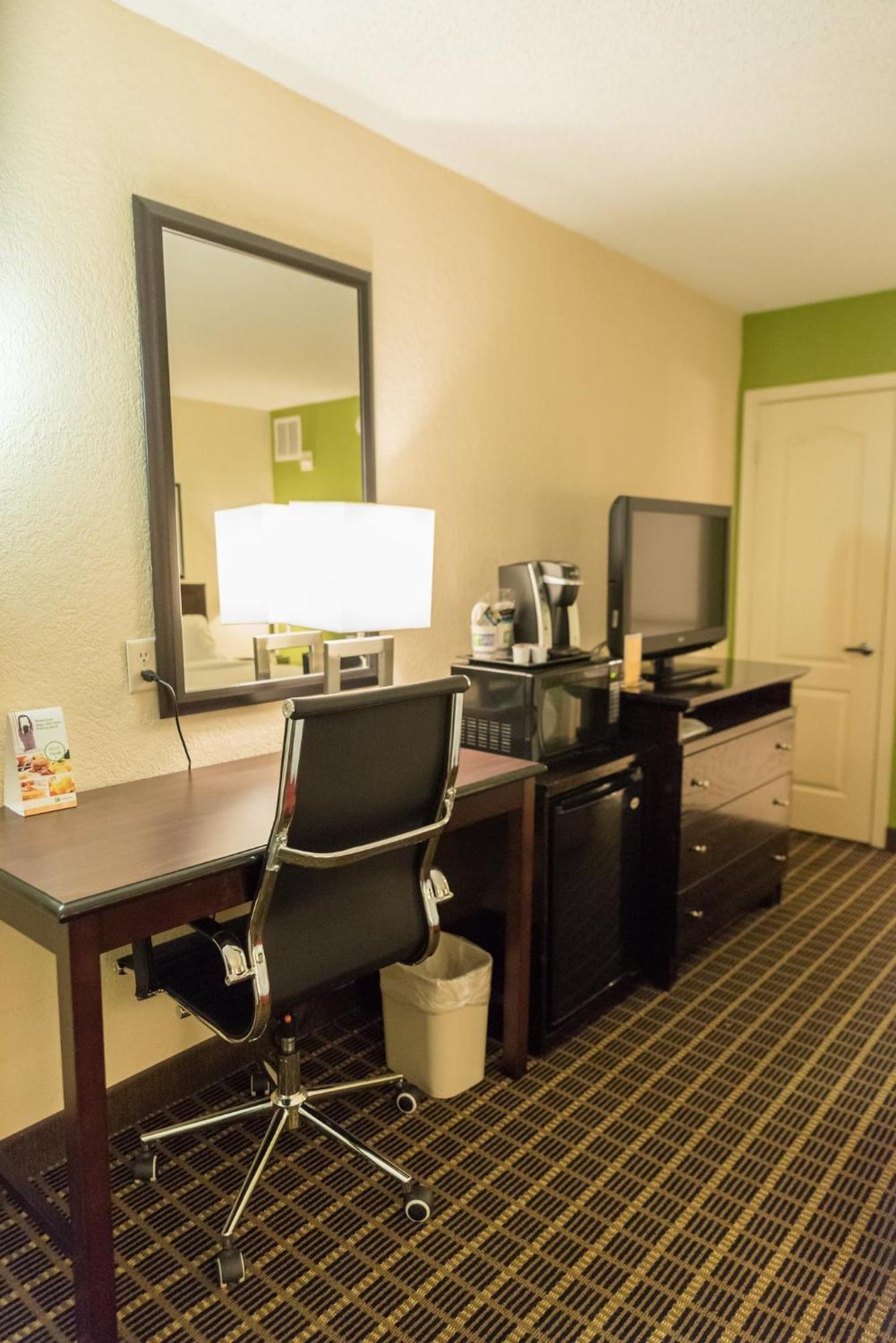 Holiday Inn Hazlet By Ihg Exteriör bild